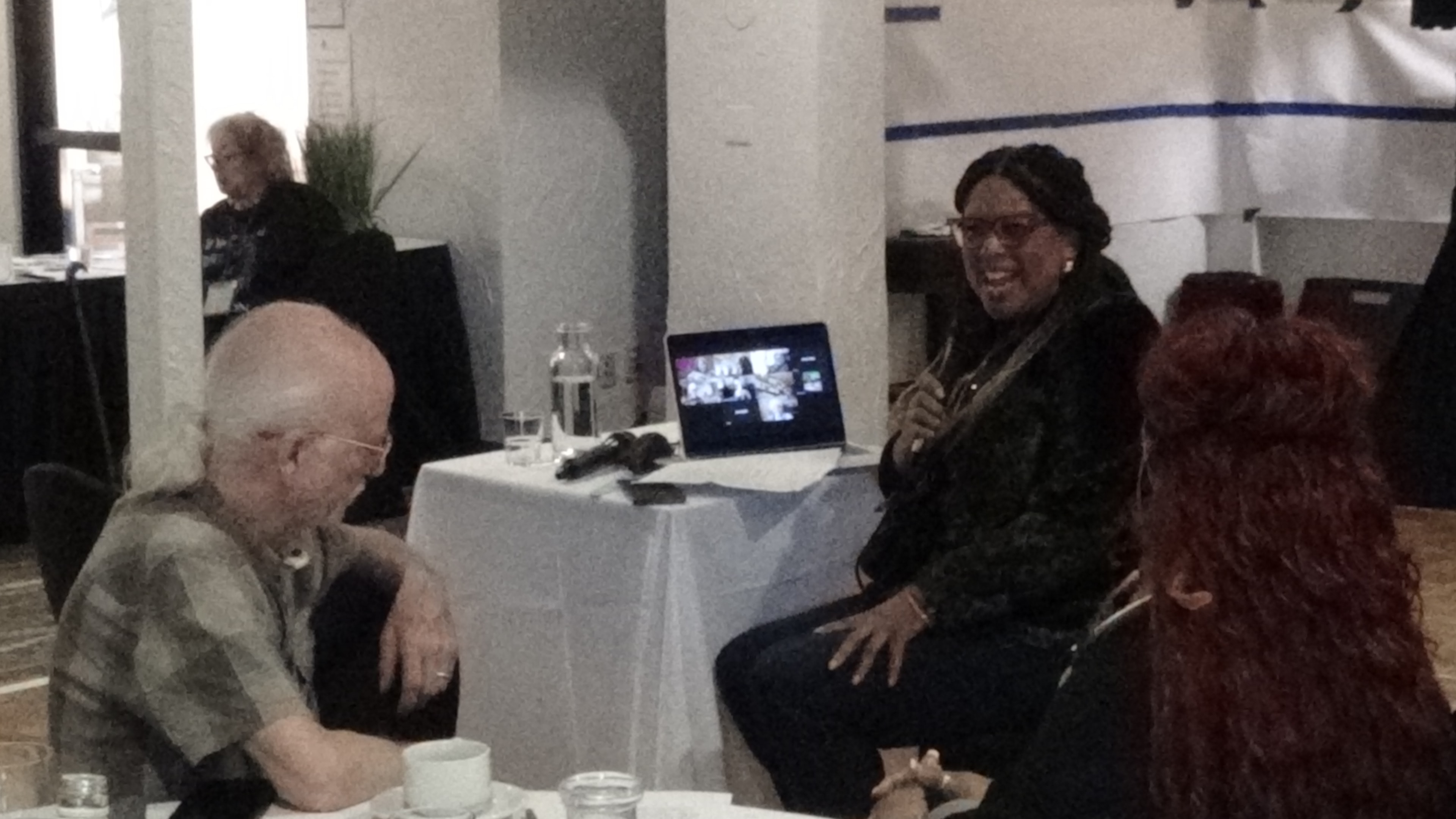Gathering participants with a laptop